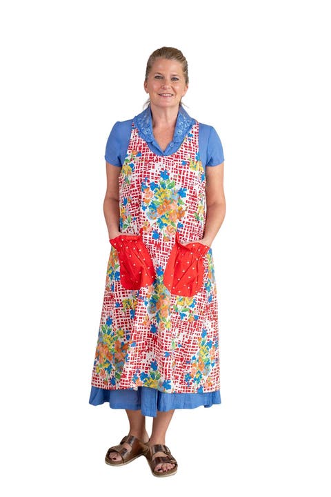 Lisbon Rose Farmhouse Apron