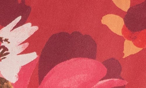Kut From The Kloth Gia Floral Print Pleated Crop Shirt In Brick/pink