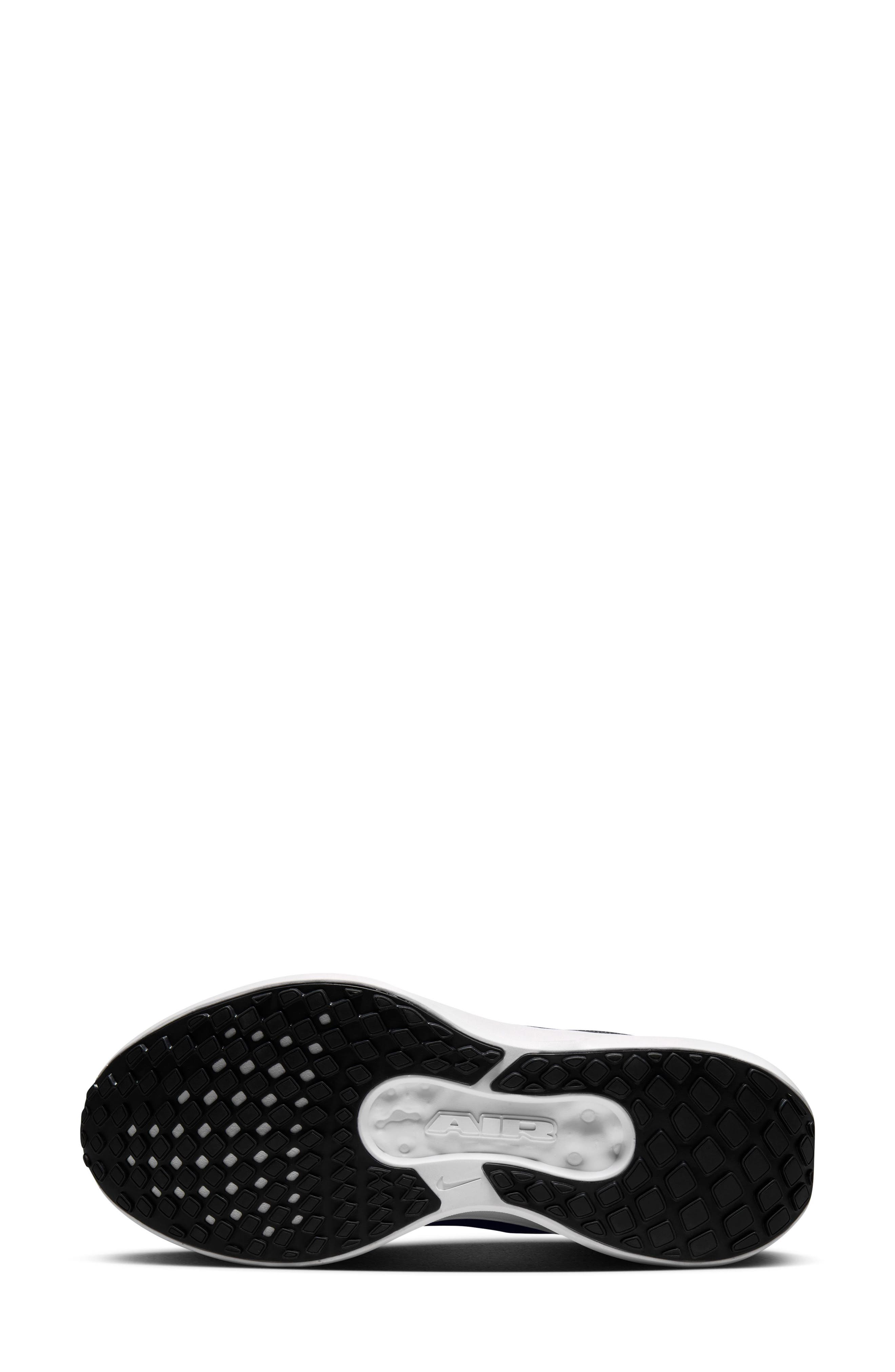 Nike Winflo 11 Running Shoe, Alternate, color, 001 Black/White