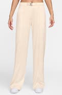 Nike Belted Pintuck Pants