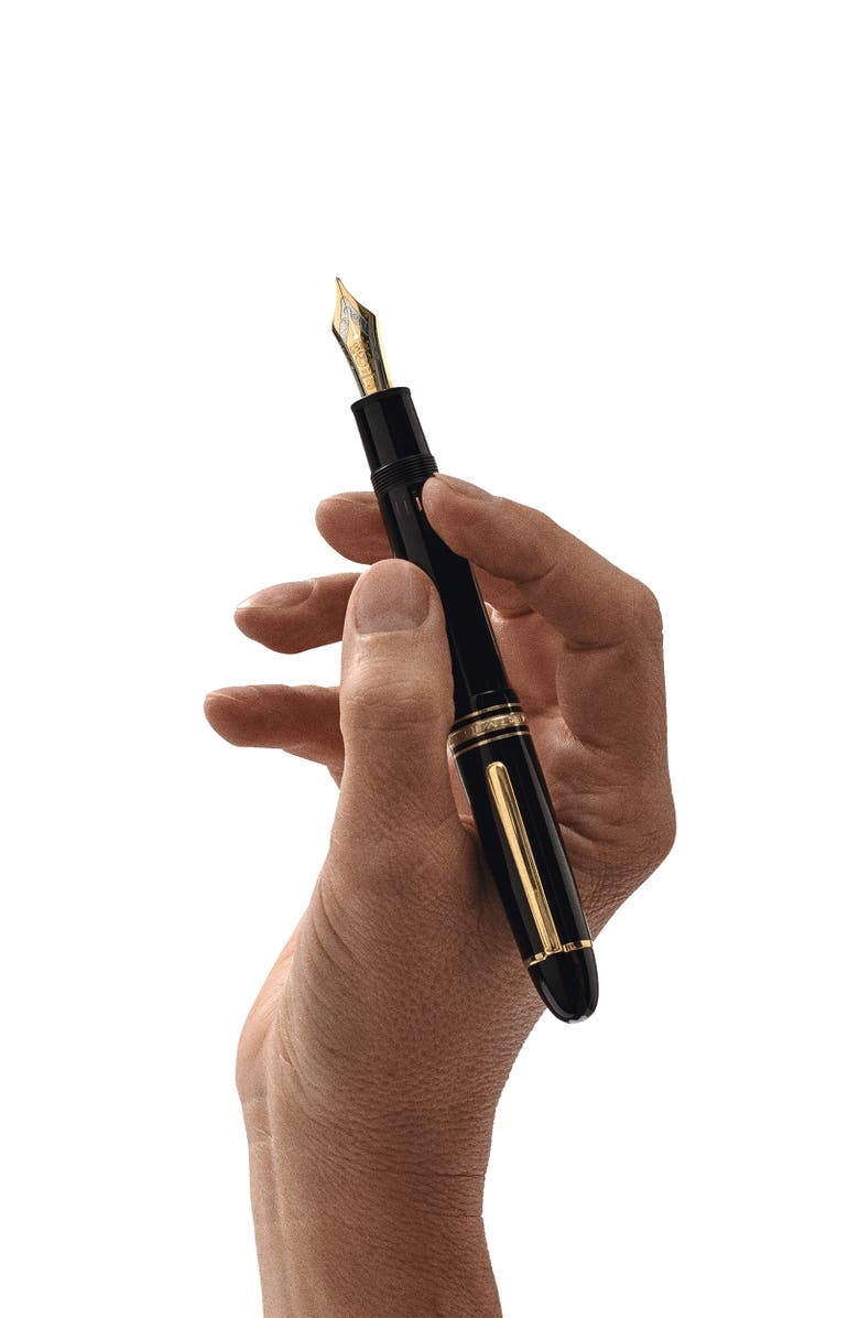 Montblanc Meisterstück Fountain Pen, Alternate, color, Black
