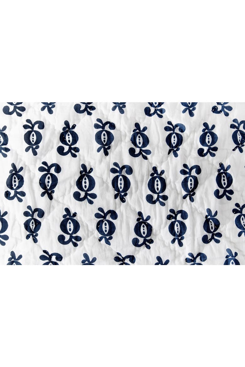 Cassie Quilt, Alternate, color, Blue