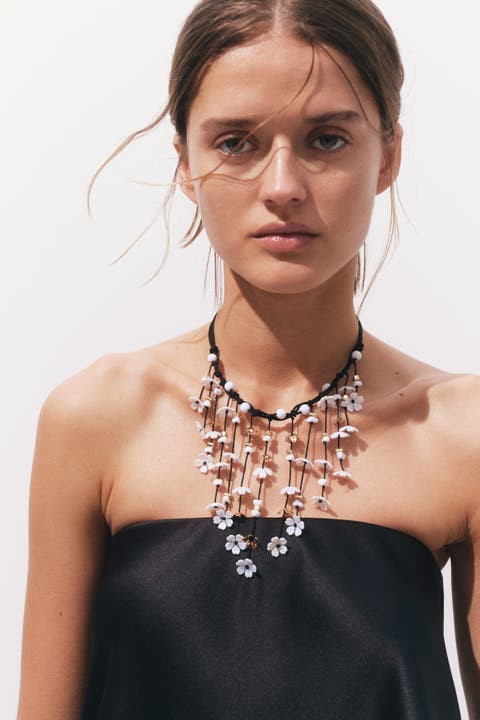 Waterfall cord necklace