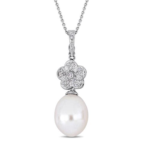 Diamond Floral Drop Pendant Necklace 18k