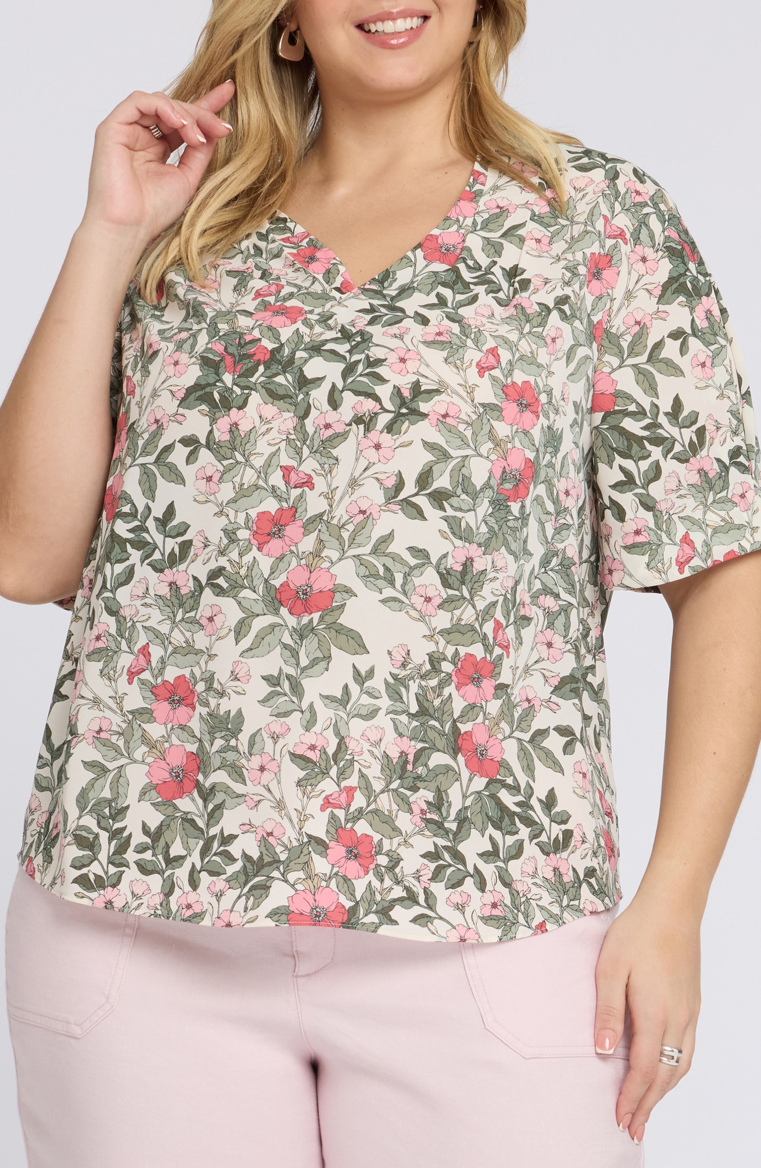 Charming Floral Top - image 3