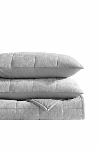 Vera Wang Chenille Box Quilt Set