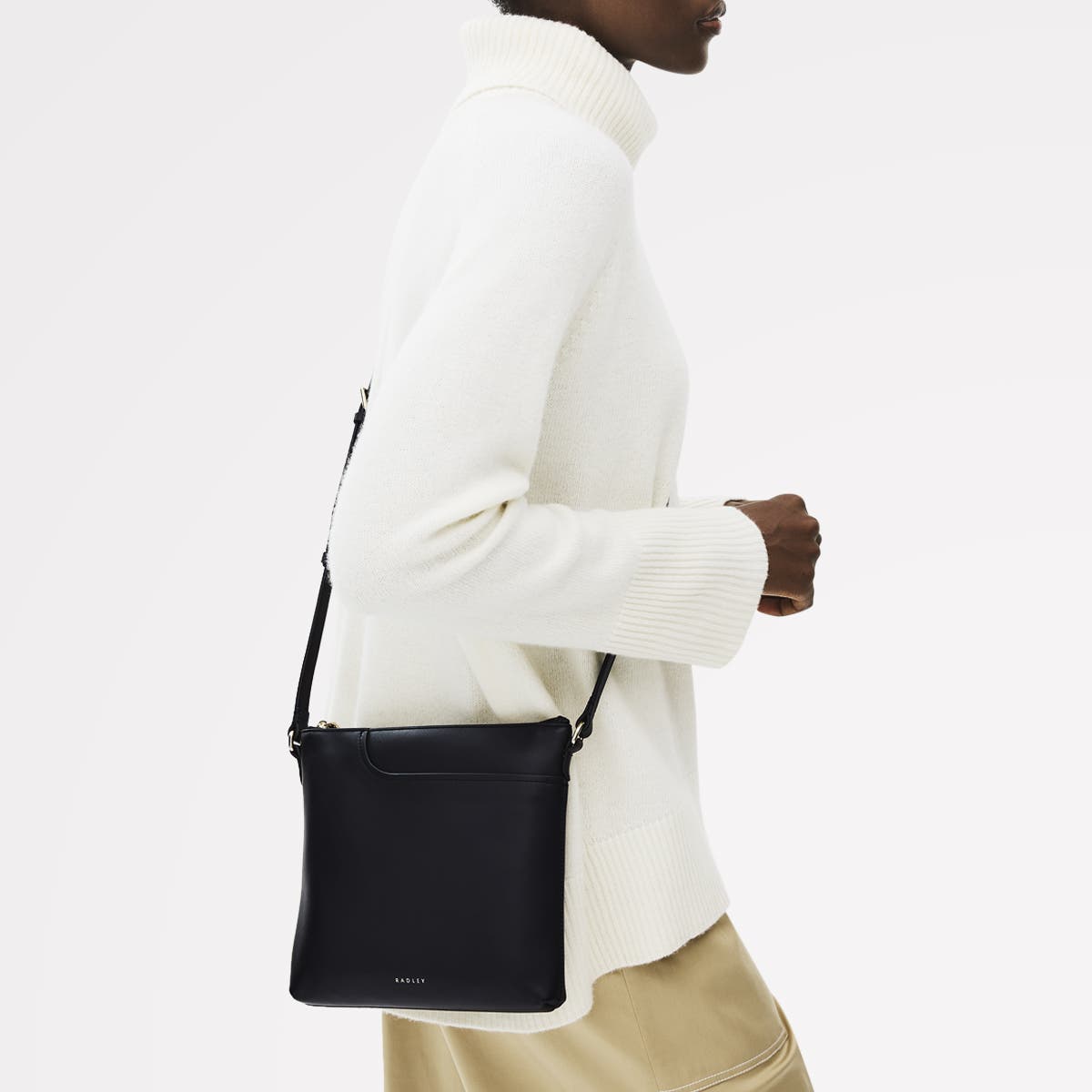 Radley Pockets Small Ziptop Crossbody Bag, Alternate, color, Black