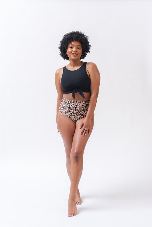 Lime Ricki Swimwear Knotted Crop Top In Black