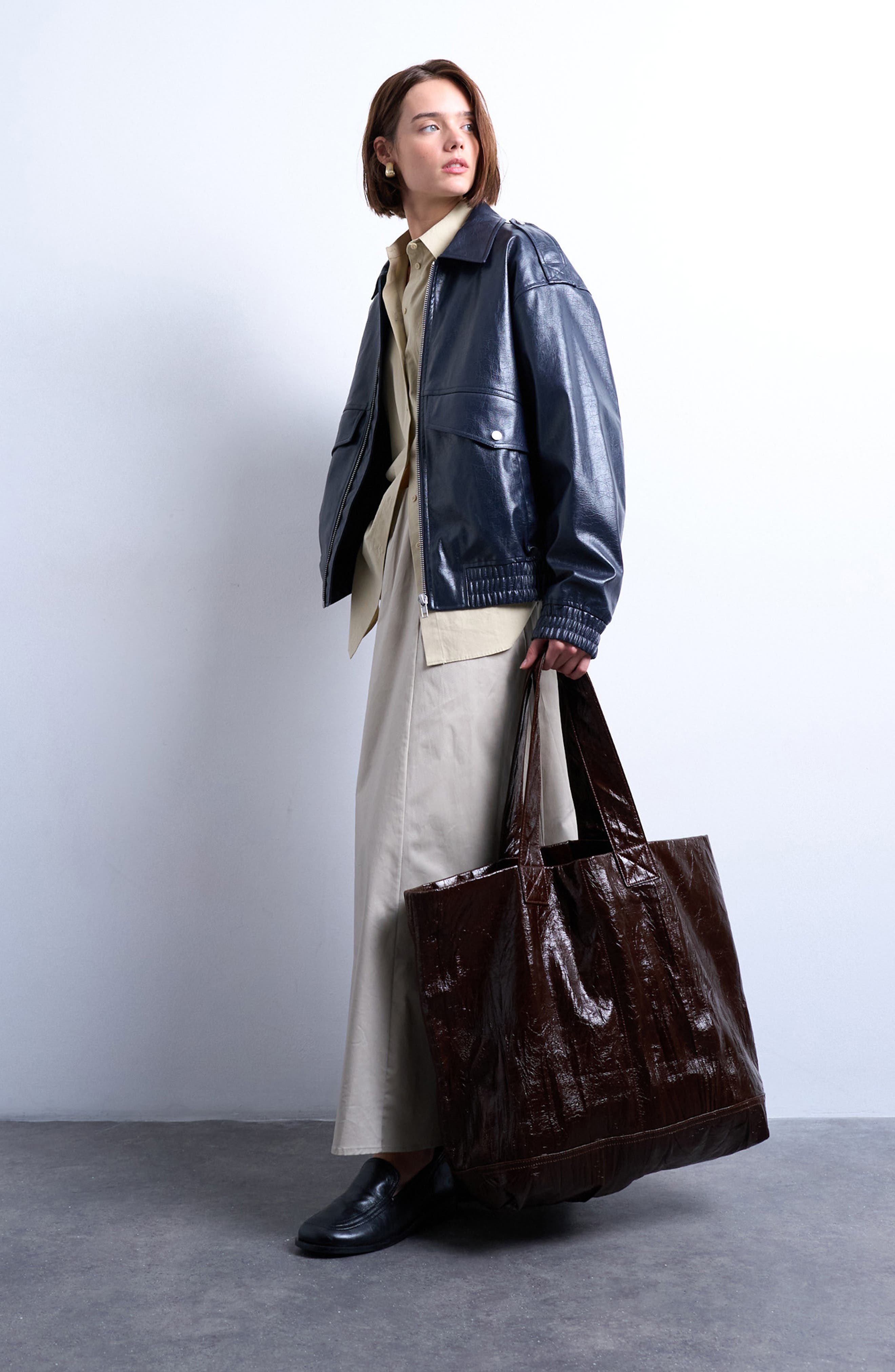 Topshop Crinkle Faux Leather Tote, Alternate, color, Brown