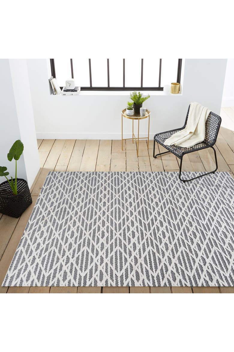 Ararat High-Low Pile Moroccan Diamond Modern Indoor/Outdoor Area Rug, Alternate, color, Black/Ivory