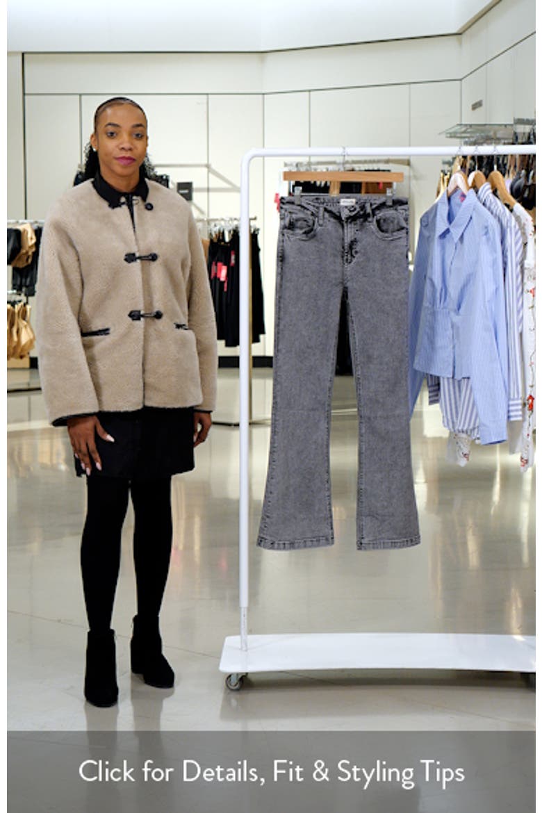 Rosa Flare Jeans video