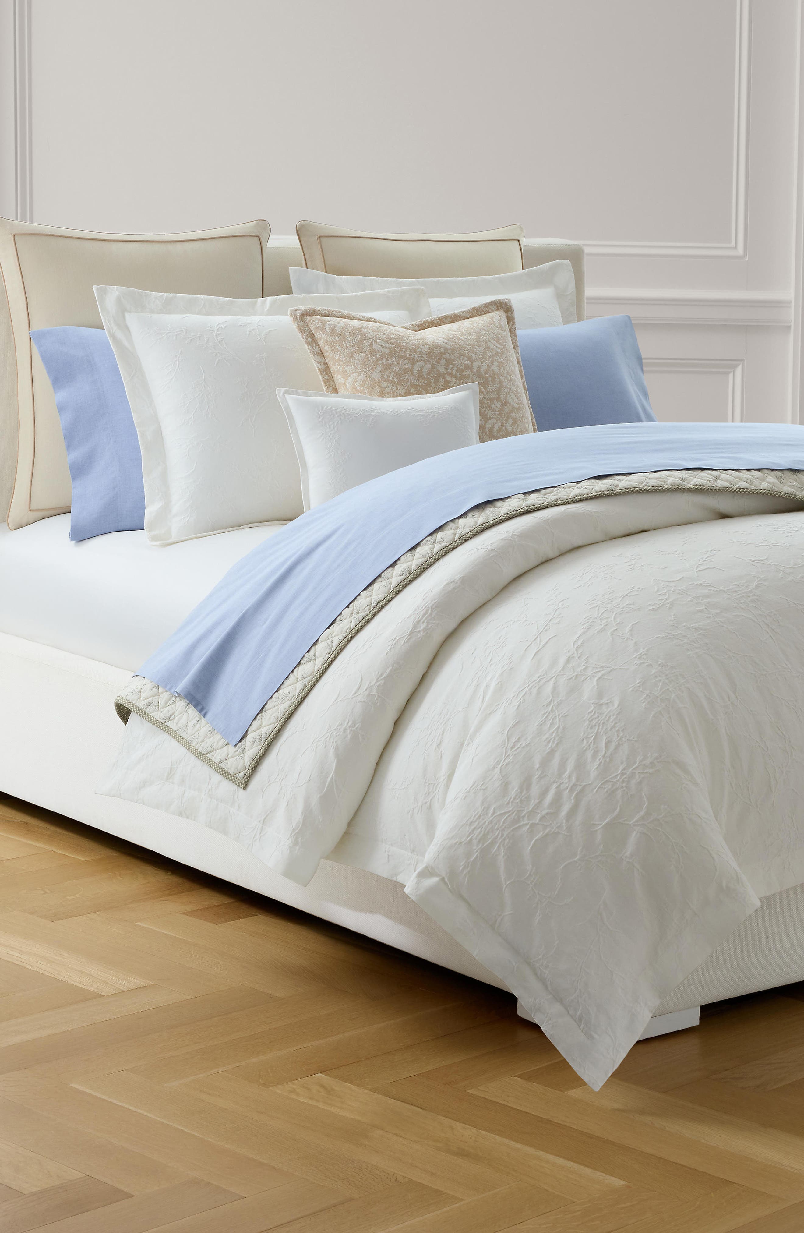 selected WHITE