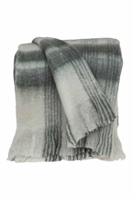 PARKLAND COLLECTION Stella Transitional White 52" x 67" Woven Handloom Throw Blanket