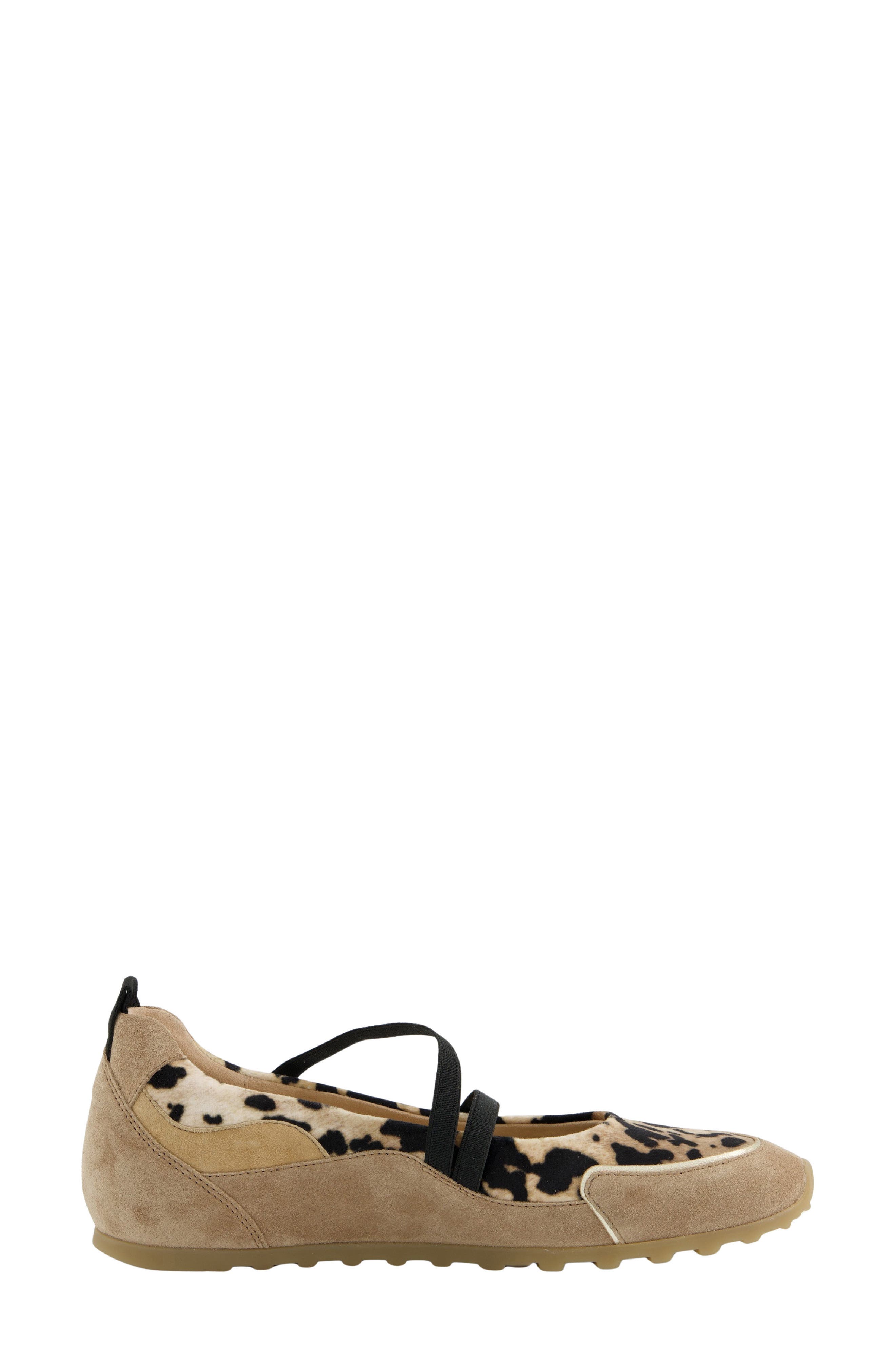 Paul Green Dynamic Flat, Alternate, color, Almond Sand Leo Suede