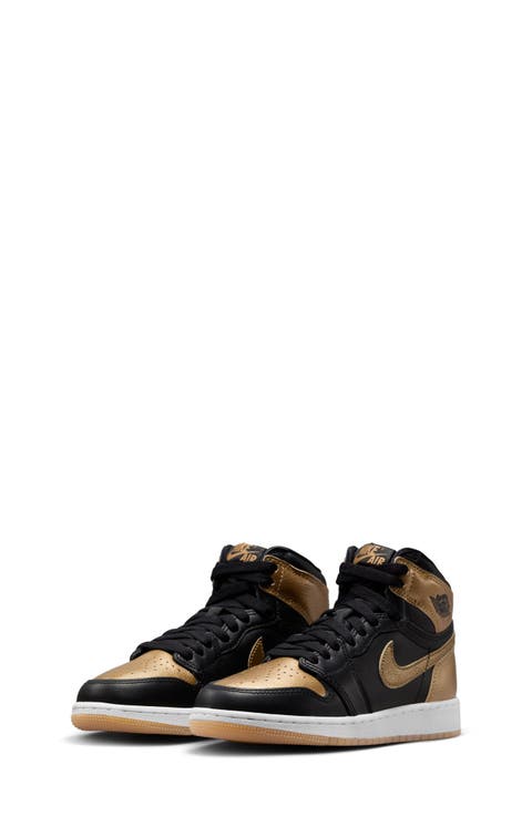 Kids' Air Jordan 1 Retro High OG Basketball Sneaker