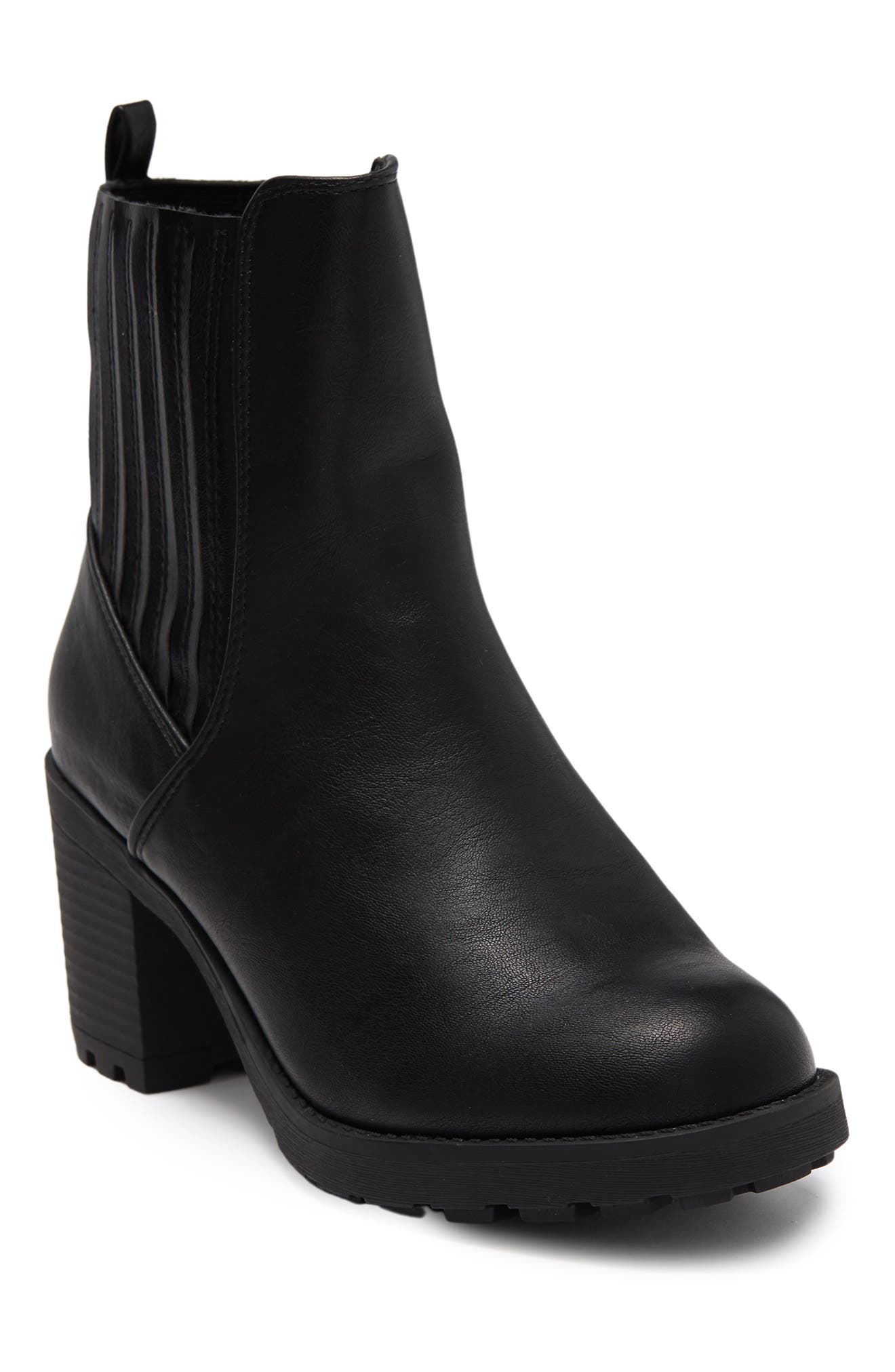 CHASE AND CHLOE Chase & Chloé Leo Lug Sole Bootie