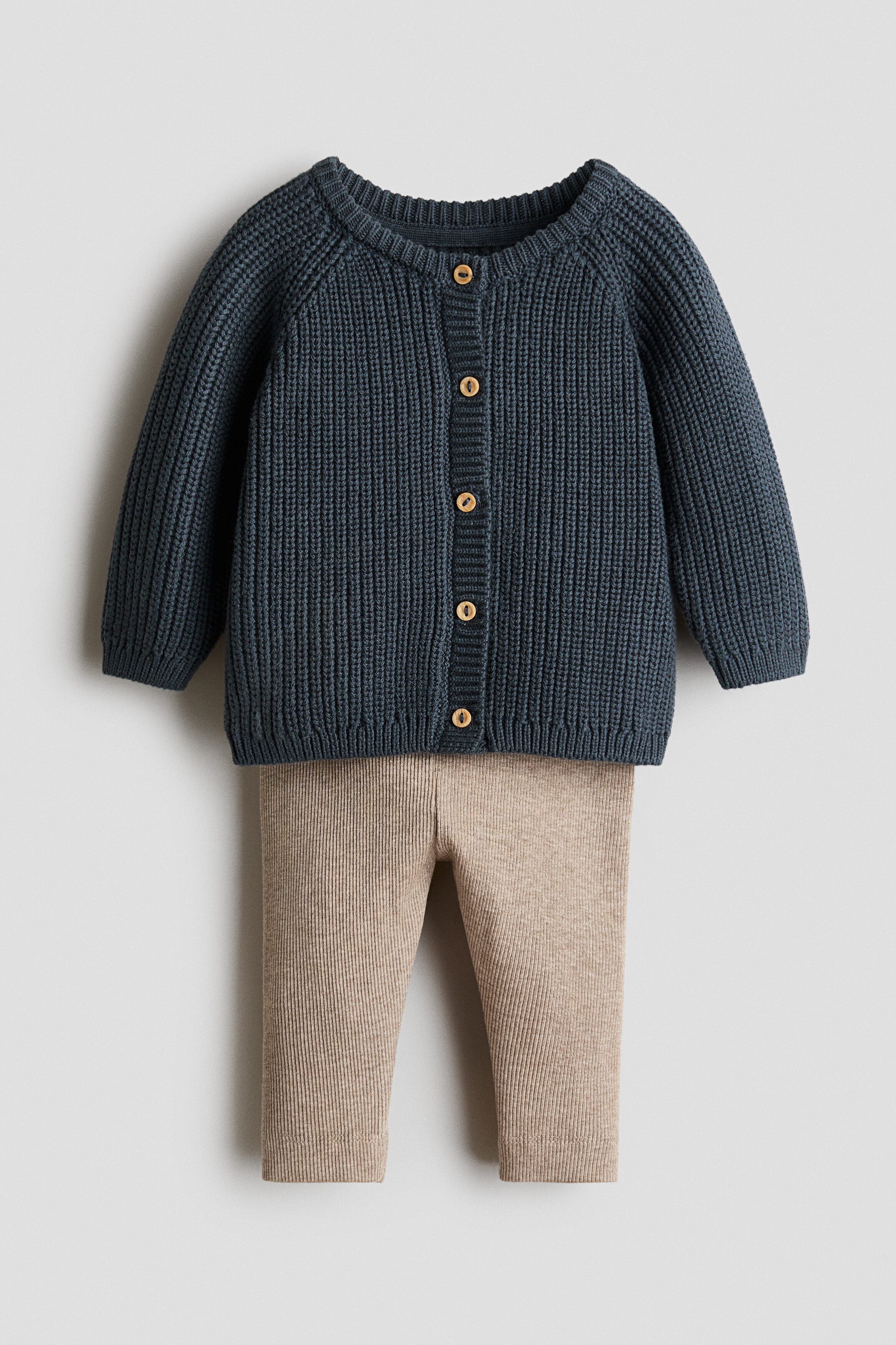 selected Dusty blue/beige