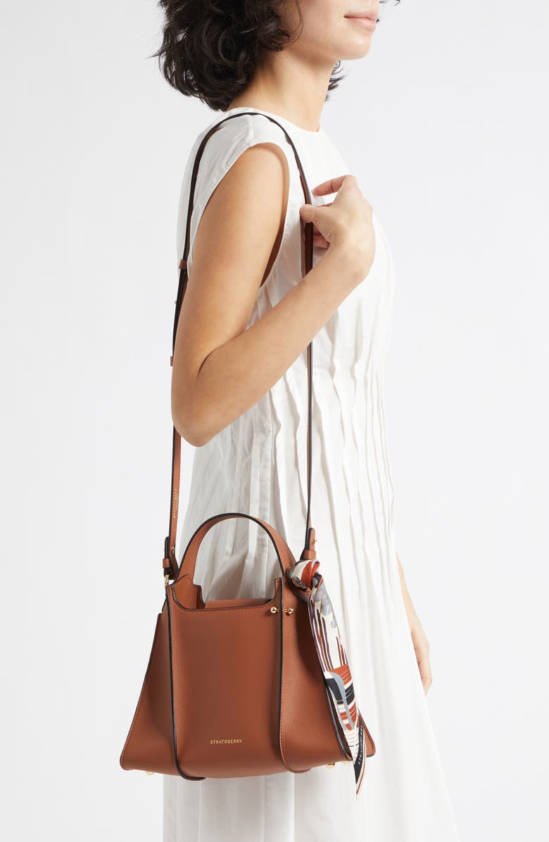 Tod's T Timeless Crochet Raffia & Leather Bucket Bag, Alternate, color, Naturale/ Kenia
