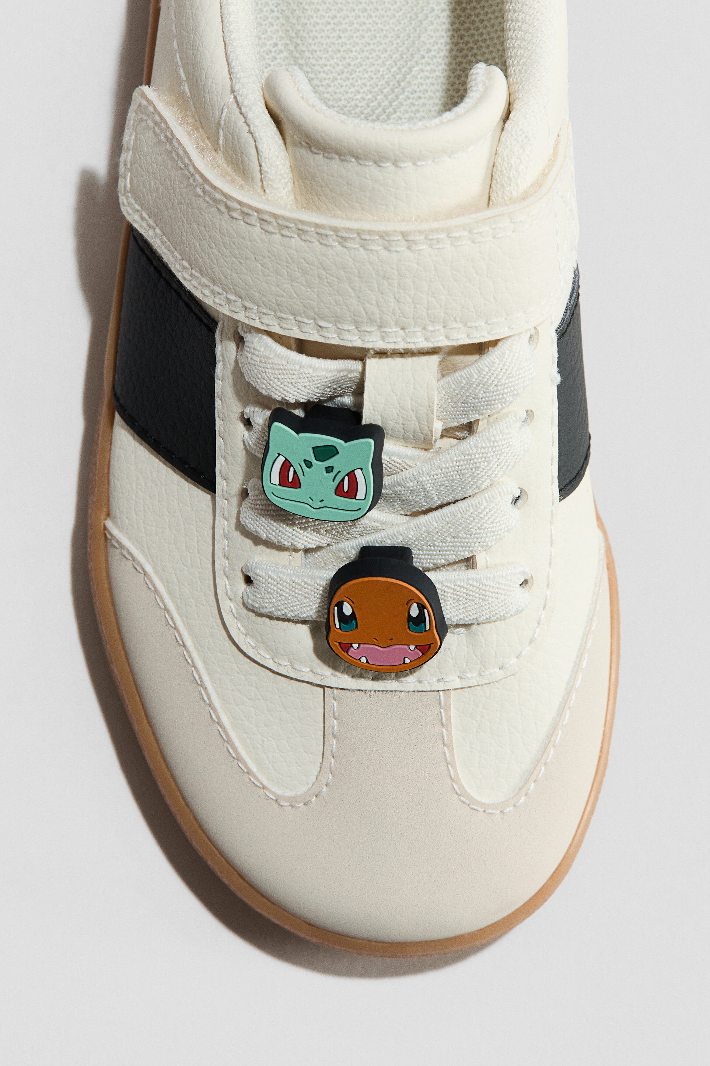 H&M Appliquéd Trainers, Alternate, color, Cream/Pokémon