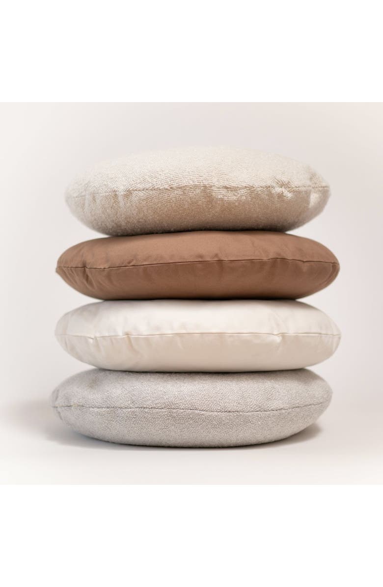 Pazar Studio The Large Circle in Canvas, Alternate, color, Powder Brown