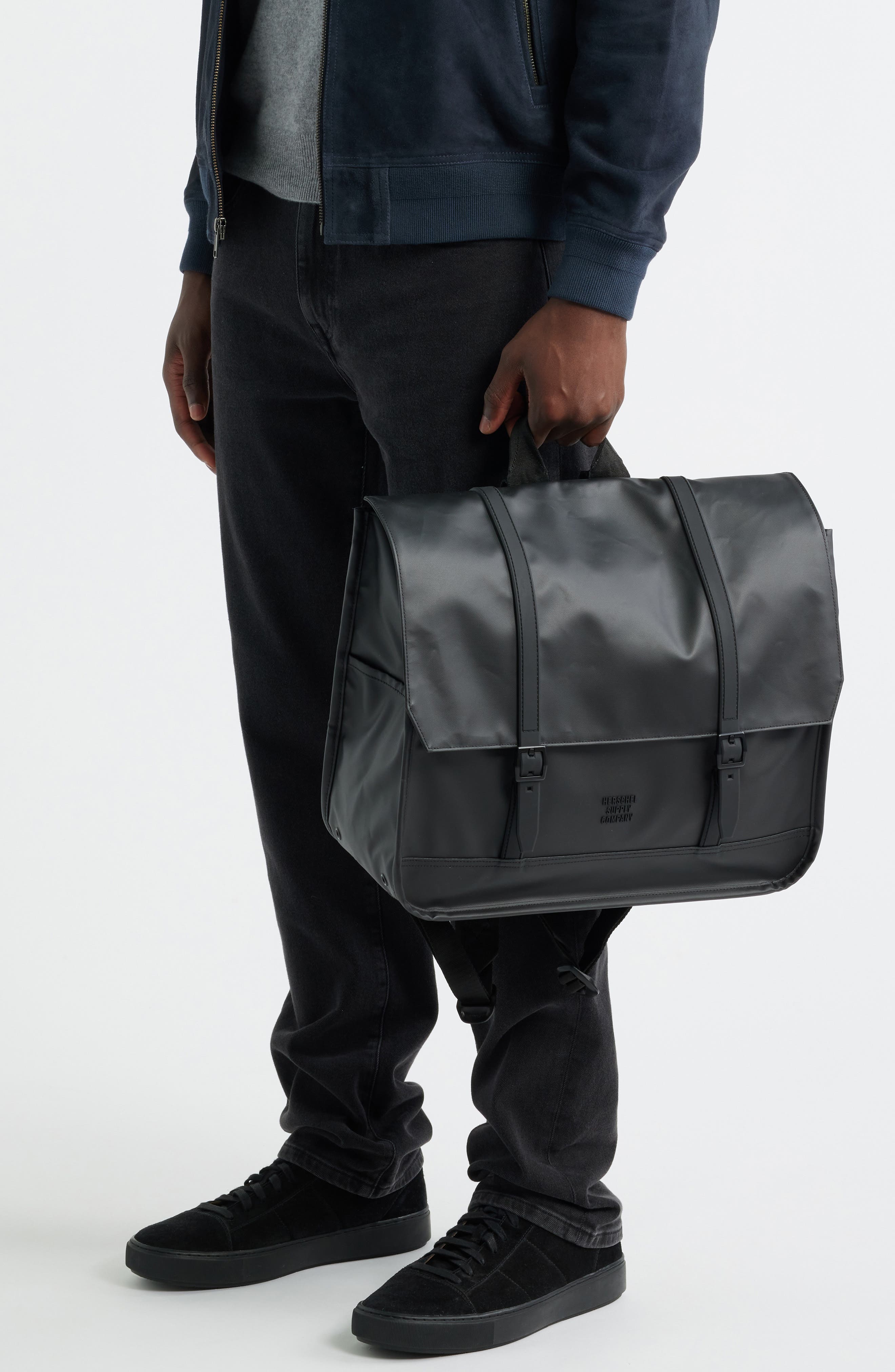 Herschel Supply Co. Survey Convertible Messenger Bag, Alternate, color, Black