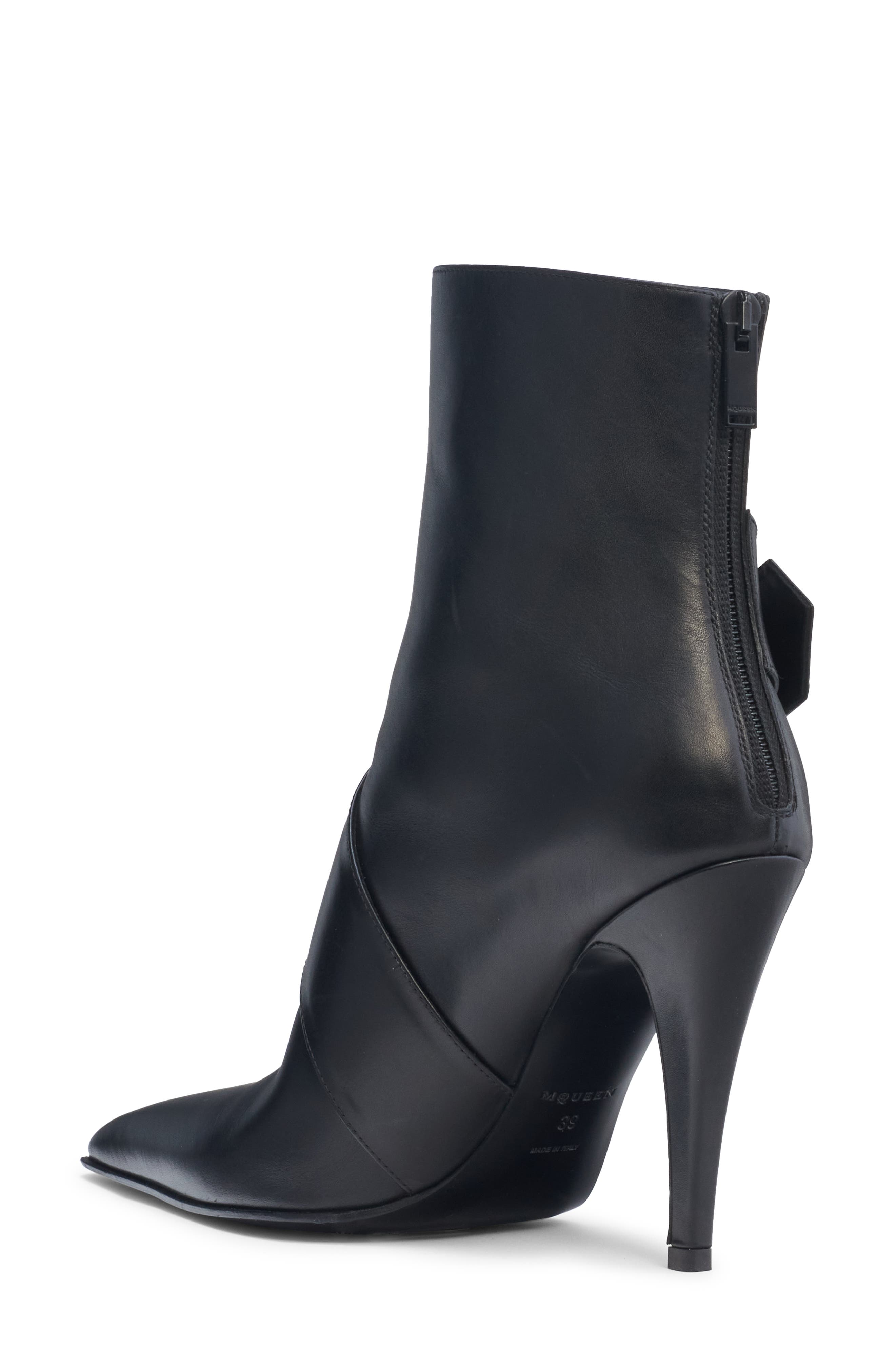 McQueen Heron Pointed Toe Bootie, Alternate, color, Black/ Silver