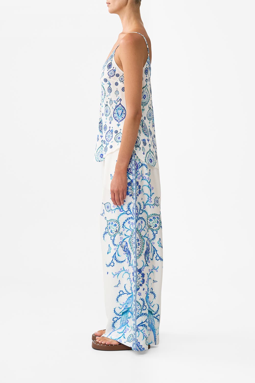 V-Neck Bias Cami Isnik Lullaby - image 2