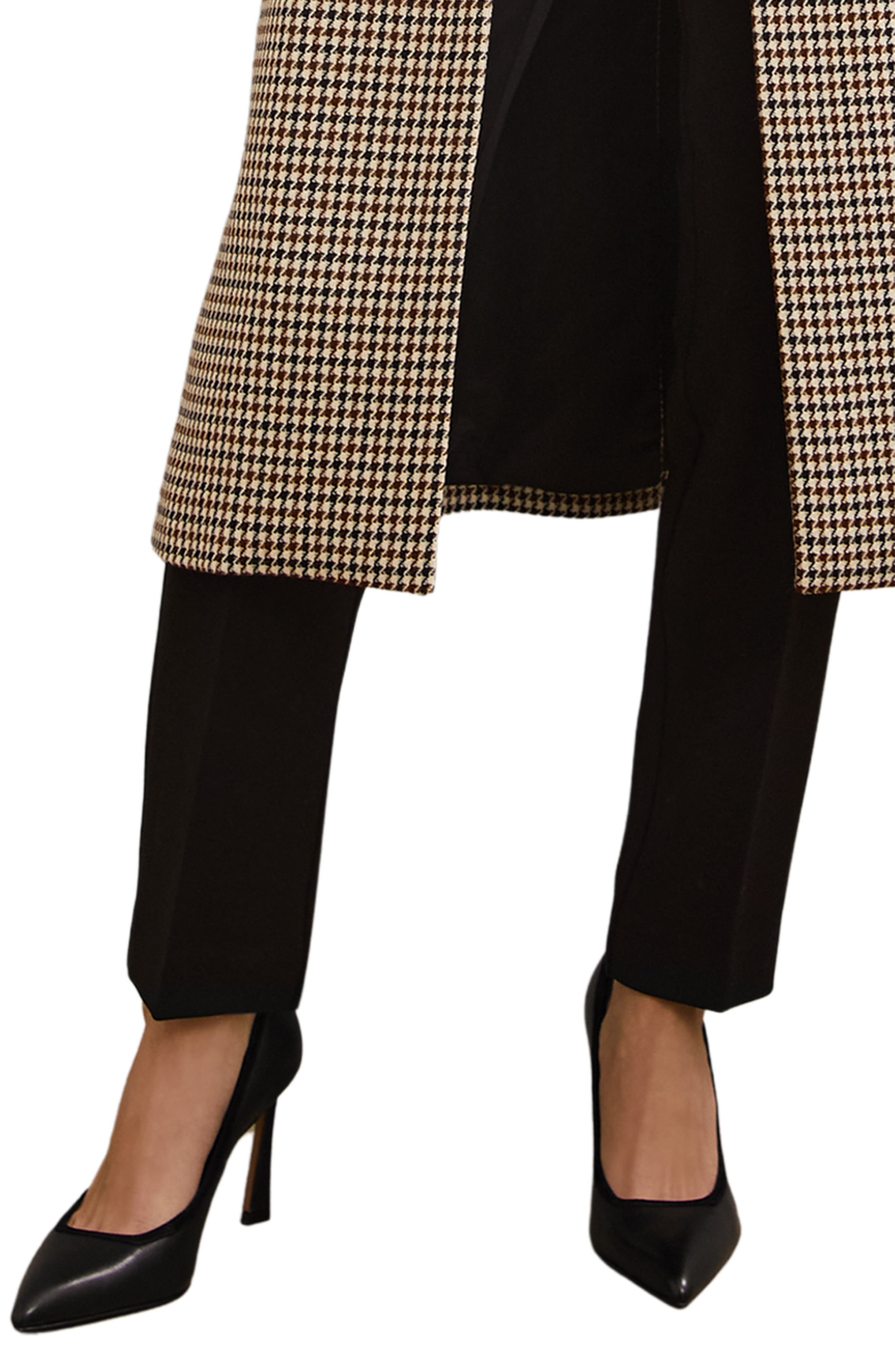 Reiss Jemima Pointed Toe Pump, Alternate, color, Black