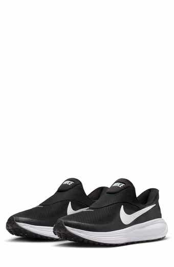Nike Revolution 8 EasyOn/Off Road Running Shoe