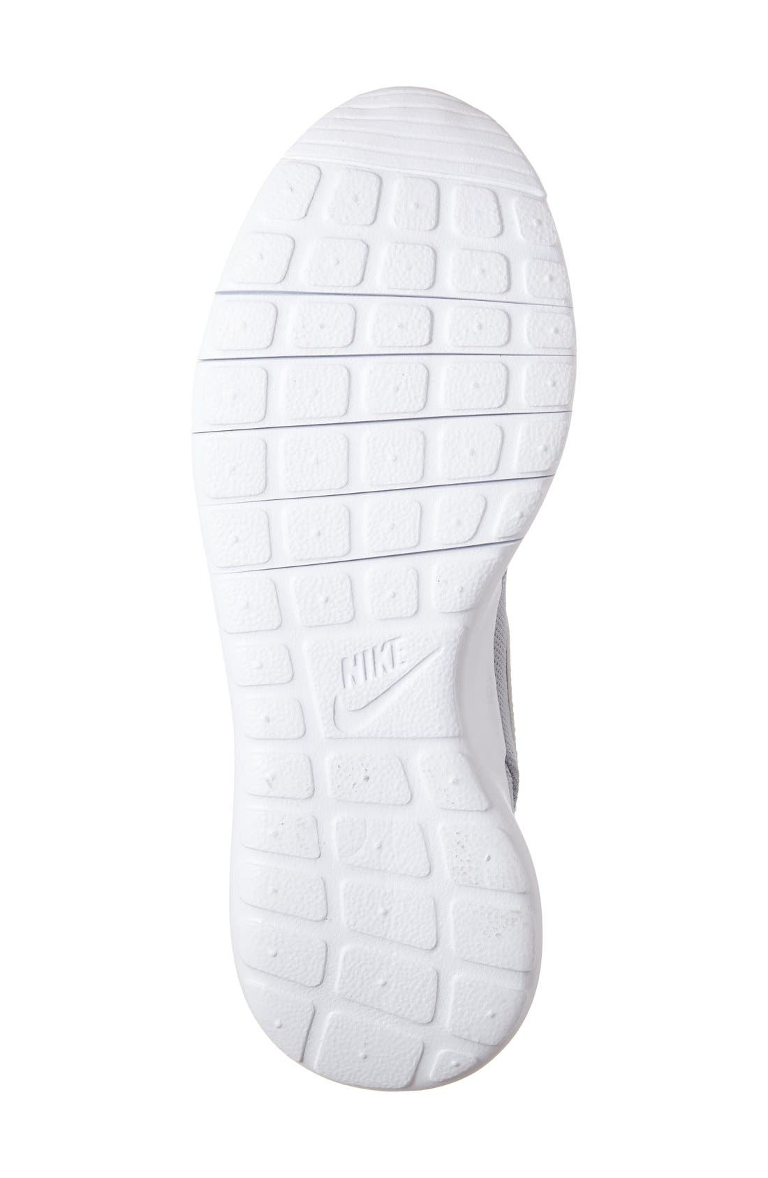 'Roshe Run' Sneaker, Alternate, color, WOLF GREY/ WHITE