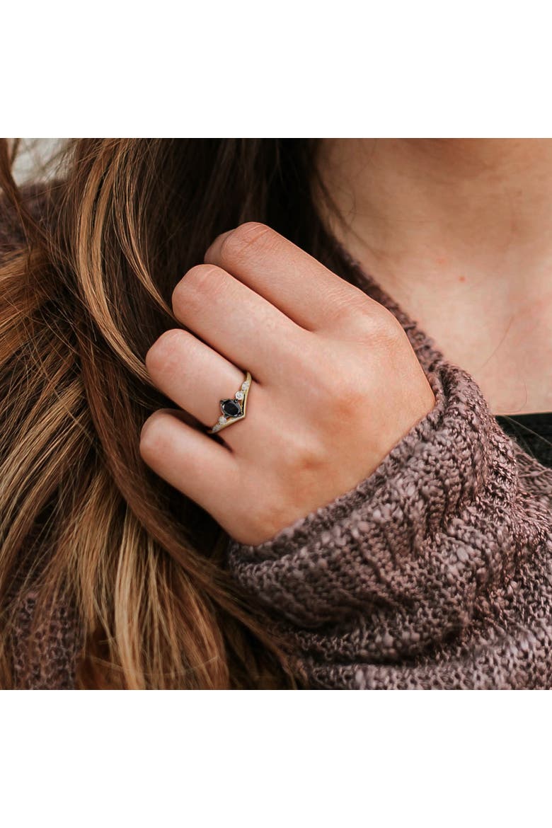 Black & White Diamond Oval Chevron Ring 14k, Alternate, color, 14k Yellow Gold