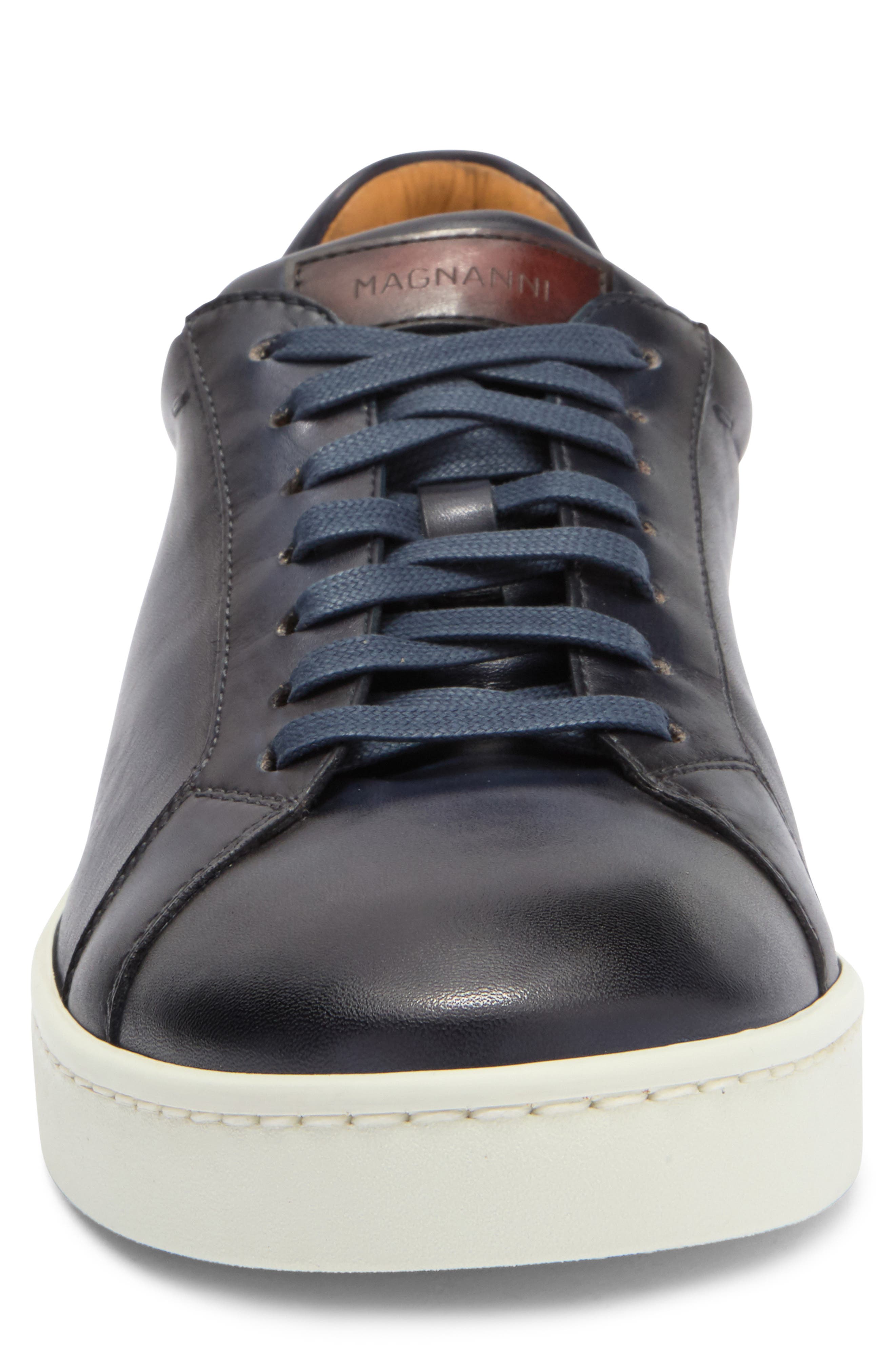 Magnanni Low Top Sneaker, Alternate, color, 