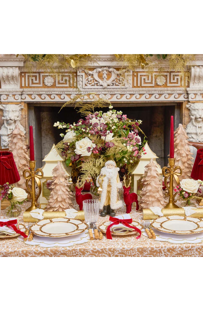 Mrs. Alice Amanda Napkins, Alternate, color, White