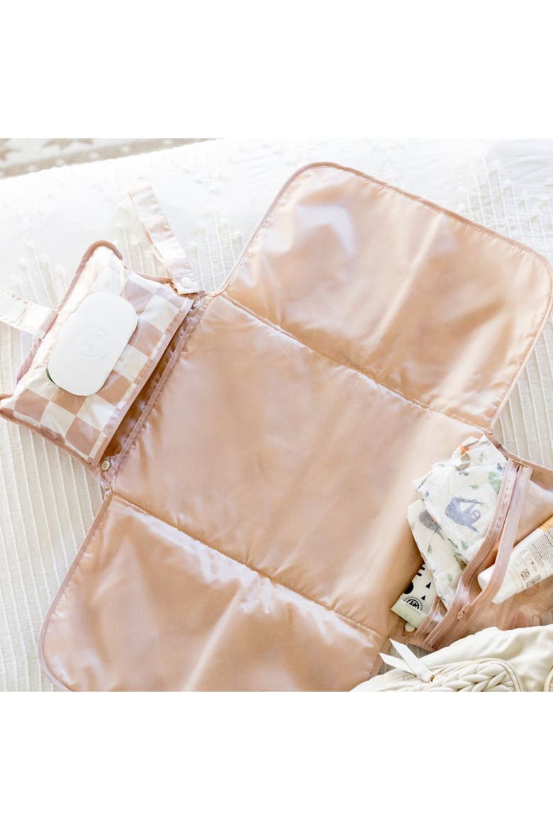 Portable/Foldable Waterproof Diaper Changing Pad with Smart Wipes Pocket, Alternate, color, Beige Checkers