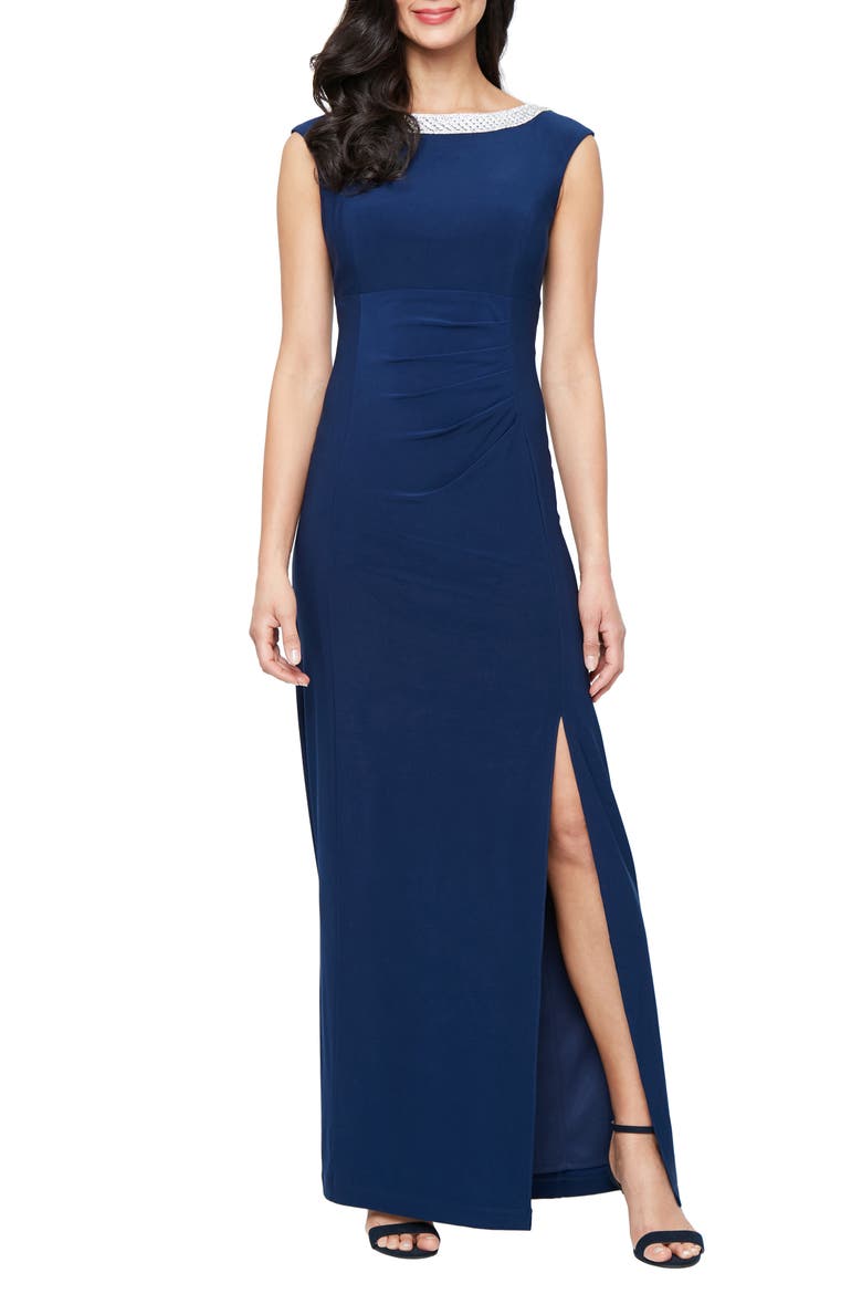 Embellished Neck Sleeveless Jersey Gown video