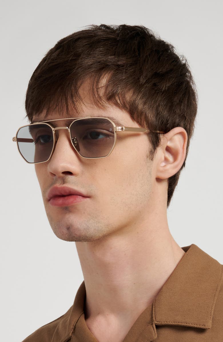 David Beckham Eyewear 52mm Navigator Sunglasses, Alternate, color, Gold Brown Horn/ Grn Ft Ar