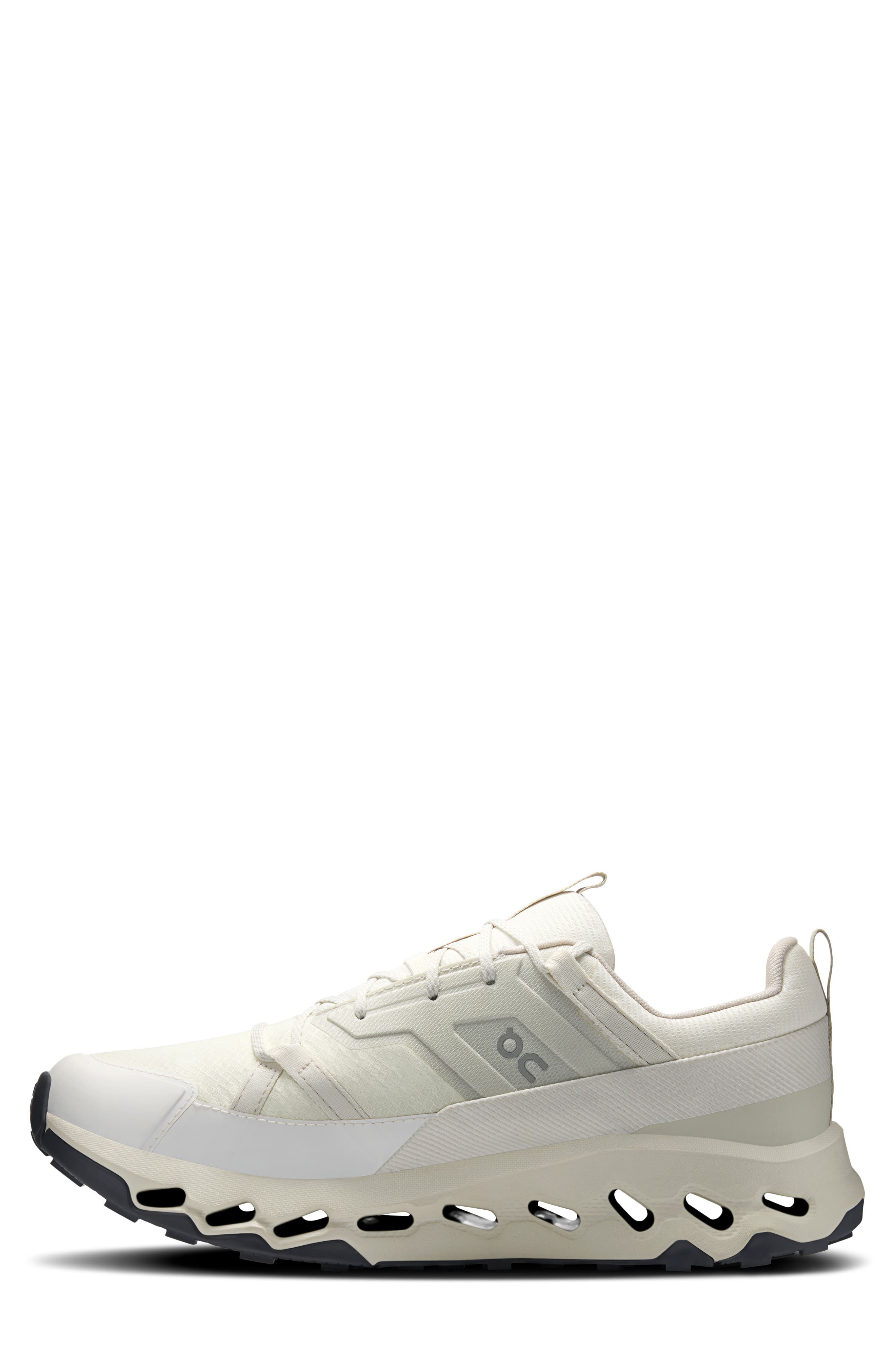 On Cloudhorizon Waterproof Hiking Shoe, Alternate, color, Ghost/ Ivory