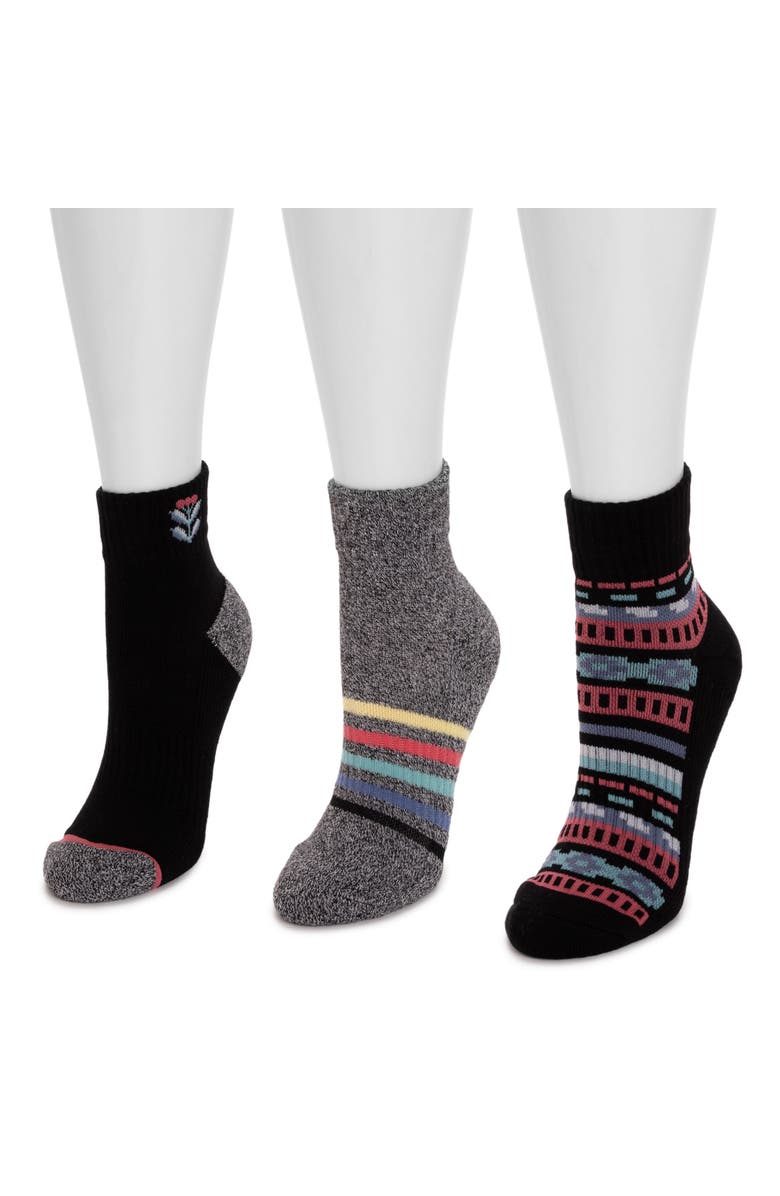 MUK LUKS Cotton Compression Quarter Crew Socks 3 Pair Pack, Alternate, color, Ebony Multi