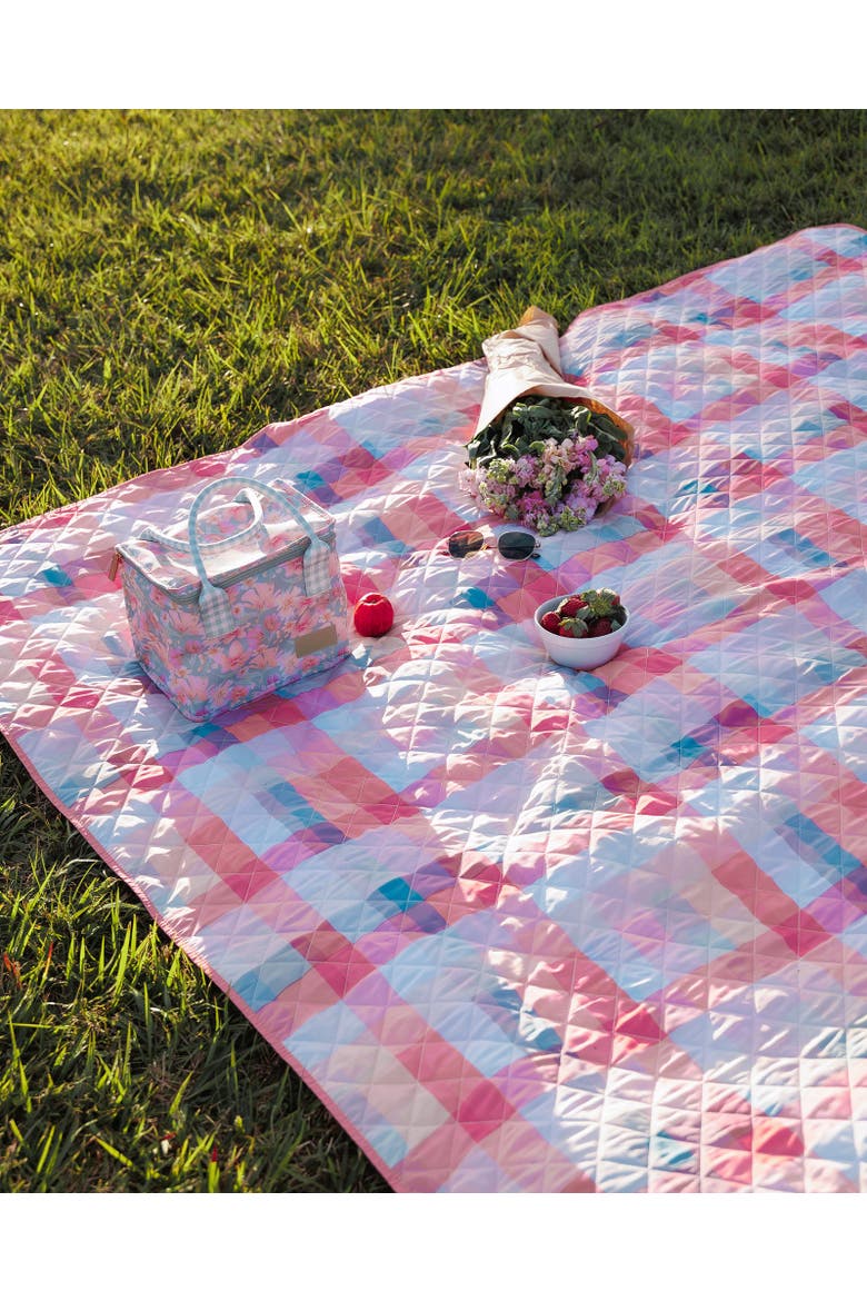 Picnic Blanket, Alternate, color, Pink Picnic