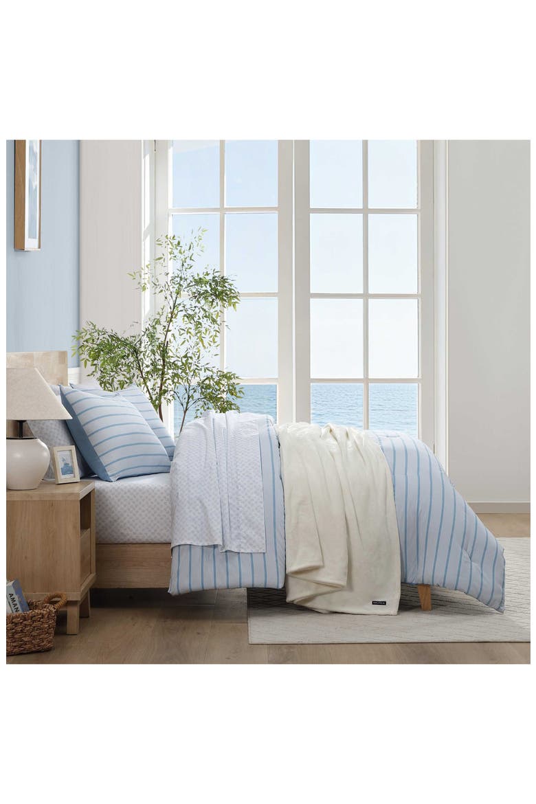 Chambray Waves Microfiber Comforter Set, Alternate, color, LIGHT / MEDIUM BLUE