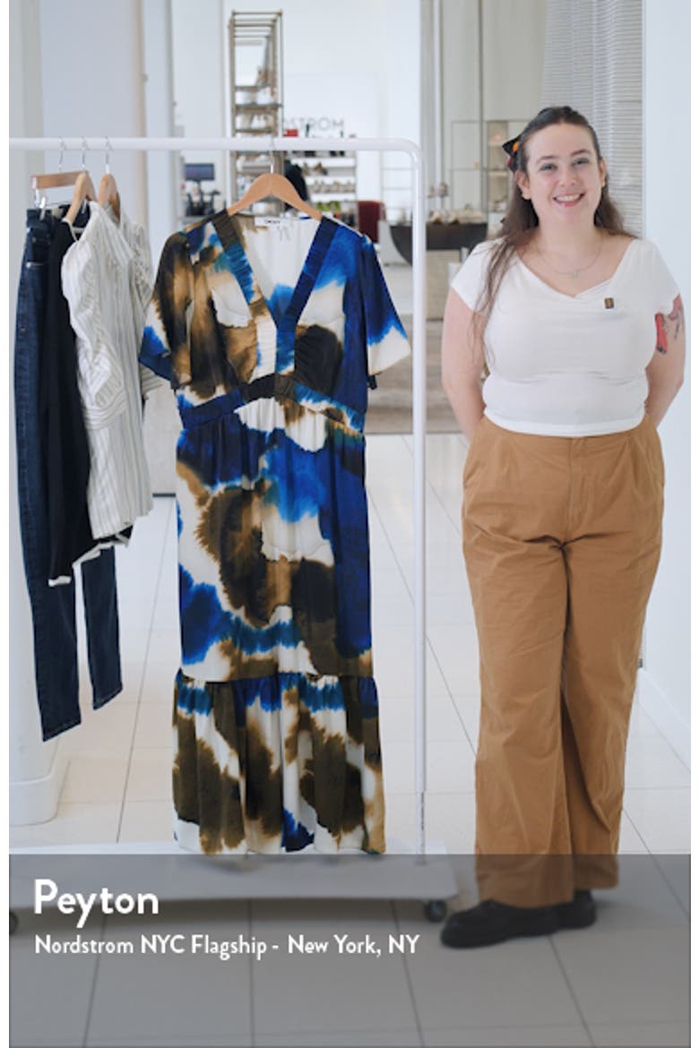 Print V-Neck Maxi Dress video