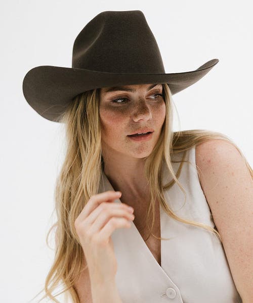 Gigi Pip Lane Hat In Dark Brown