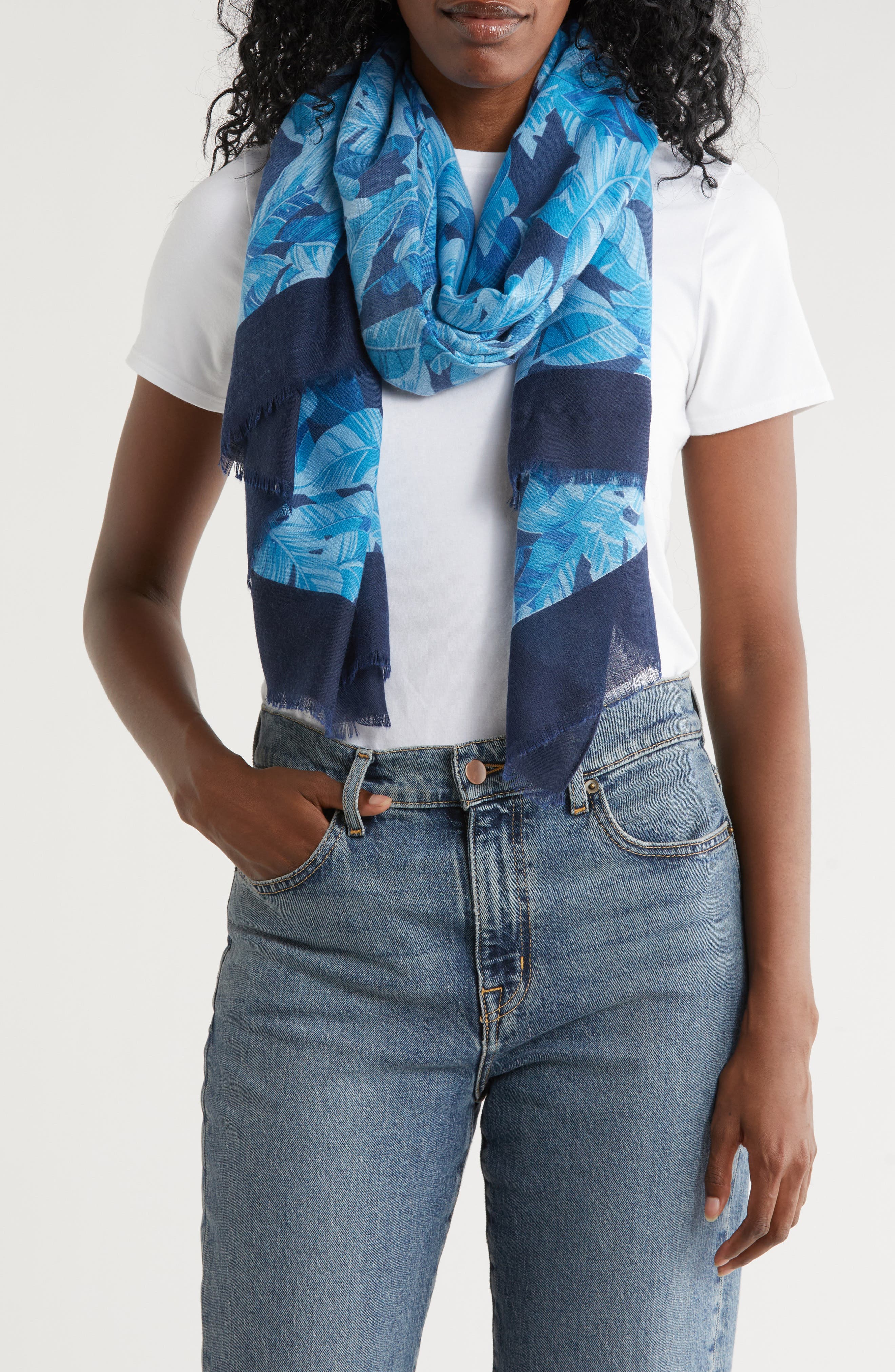 AREA STARS Palm Leaf Scarf