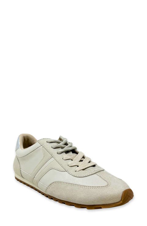 Sarah Sneaker