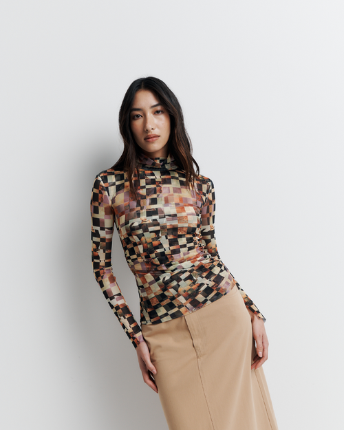 Romy Mosaic Top In Brown