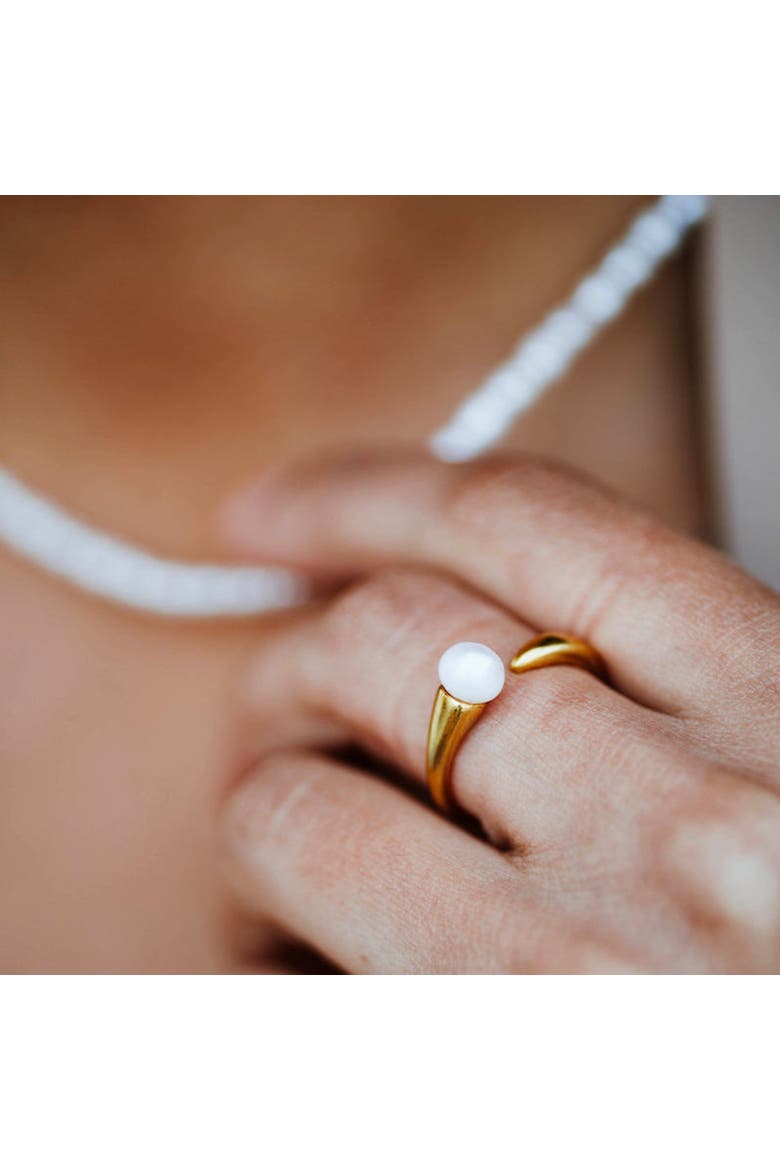 Mother Of Pearl Ring, Alternate, color, Gold