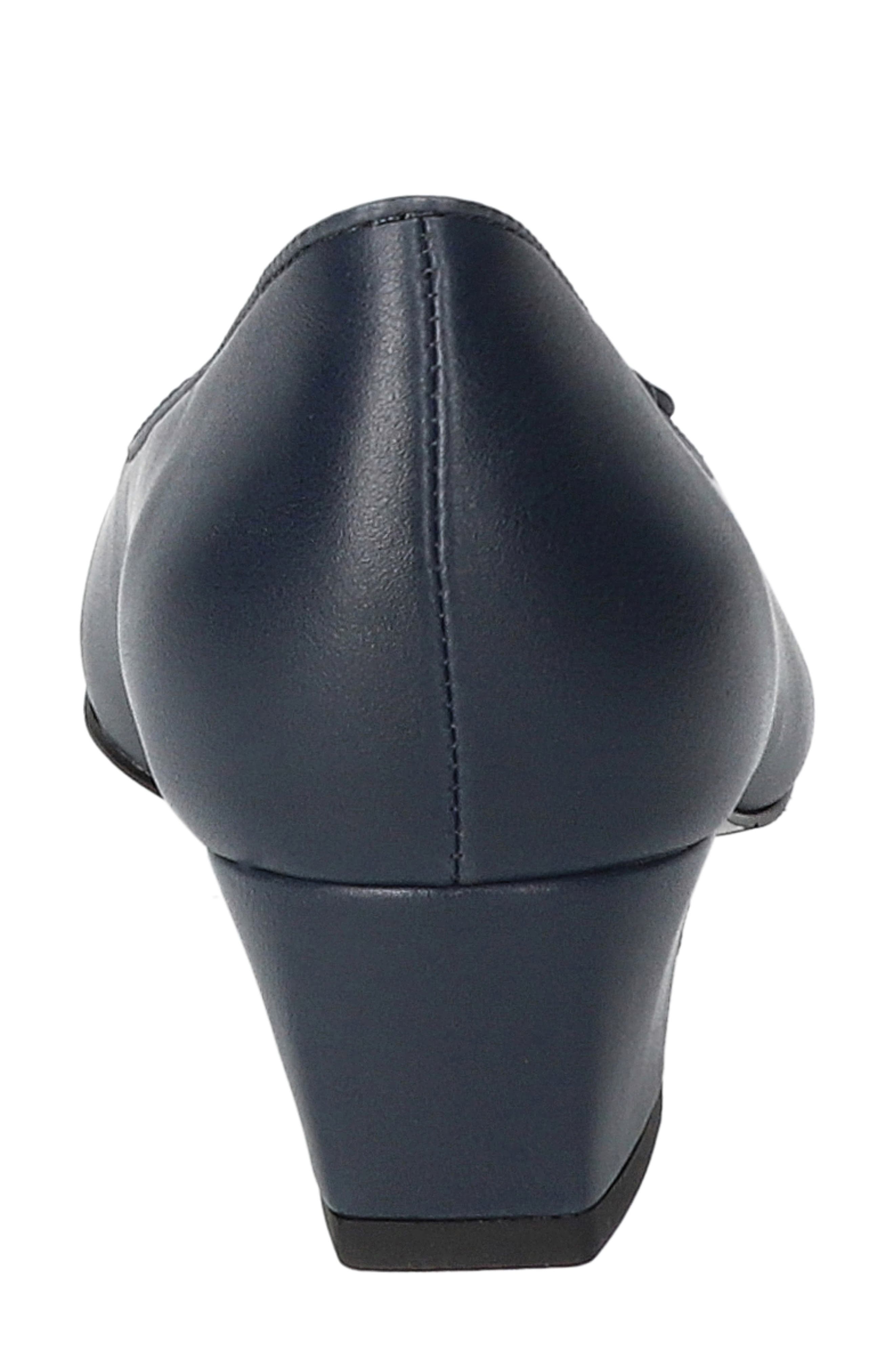 Astrid Pump, Alternate, color, NAVY