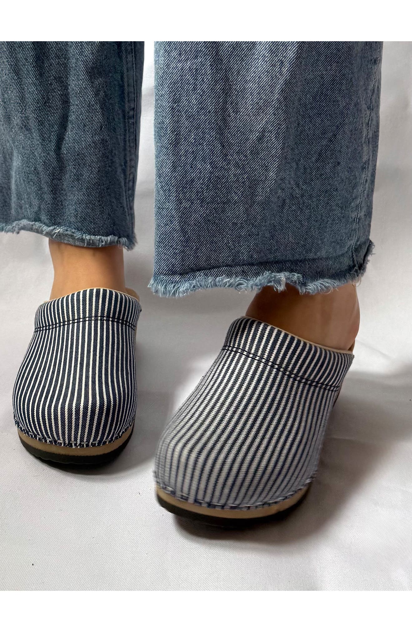 KUNSTEN Embla Clog, Alternate, color, Indigo White Stripe