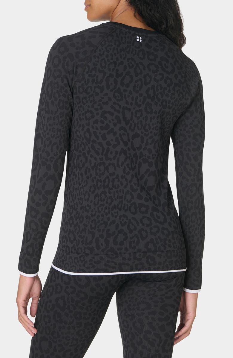Sweaty Betty Animal Base Layer Top, Alternate, color, Grey Leo Jacquard