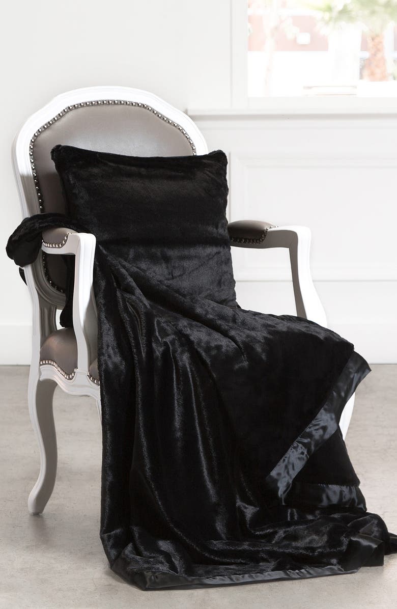 Little Giraffe Giraffe at Home Luxe<sup>™</sup> Faux Fur Throw, Alternate, color,